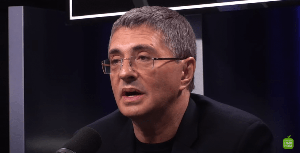 «Фу, мне стыдно»: Мясников осудил поведение Ефремова в суде «Фу, мне стыдно»: Мясников осудил поведение Ефремова в суде