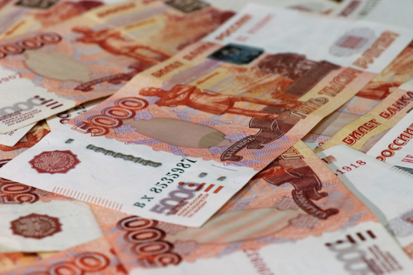Россиянка пошла за медом в магазин и выиграла 100 млн рублей Россиянка пошла за медом в магазин и выиграла 100 млн рублей