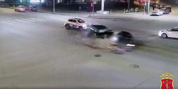 В ДТП на Торжковской улице пострадали три человека В ДТП на Торжковской улице пострадали три человека