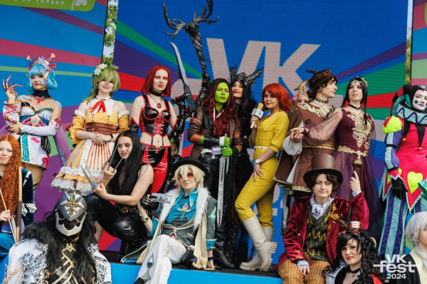 Гид по фестивалю VK Fest 2025 в Санкт-Петербурге: куда пойти и чем заняться?