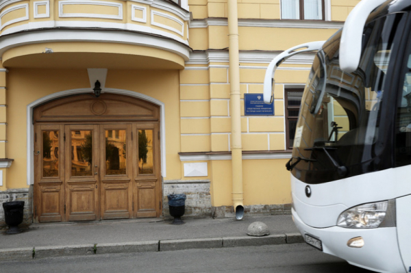 Подросток выстрелил в знакомую из аэрозольного пистолета в Невском районе Подросток выстрелил в знакомую из аэрозольного пистолета в Невском районе