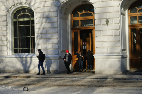 В МВД напомнили иногородним студентам о необходимости временной регистрации при переезде