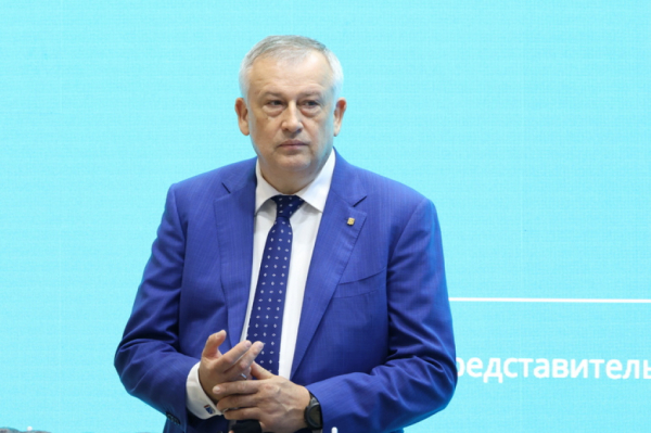 Александр Дрозденко принял участие в голосовании на выборах главы Ленобласти Александр Дрозденко принял участие в голосовании на выборах главы Ленобласти
