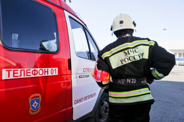 В Красногвардейском районе из-за пожара в квартире эвакуировали сорок человек В Красногвардейском районе из-за пожара в квартире эвакуировали сорок человек