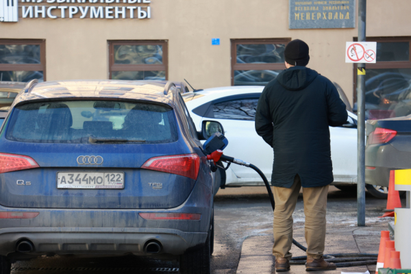 Власти усилили контроль за рынком топлива в России