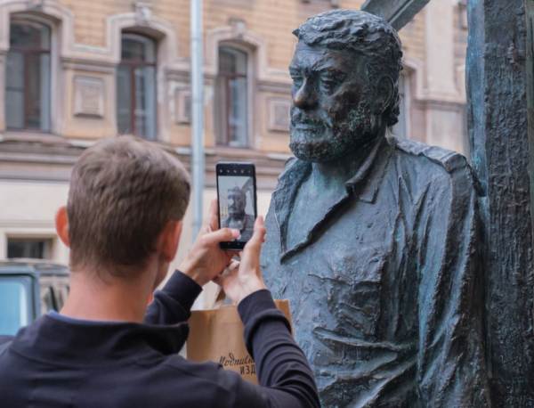 Маршрут по местам Сергея Довлатова в Петербурге: адреса, карта и история
