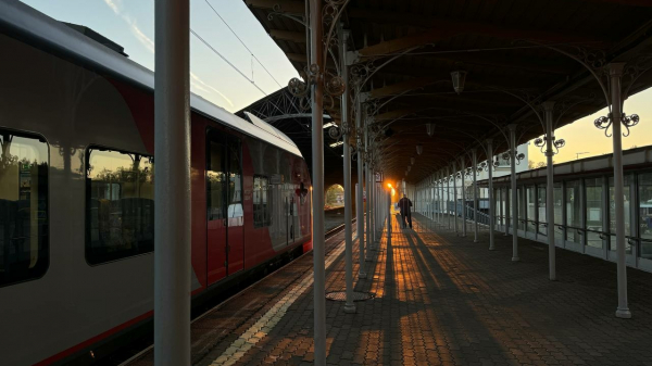 В петербургских электричках в 2026 году введут оплату по геолокации В петербургских электричках в 2026 году введут оплату по геолокации