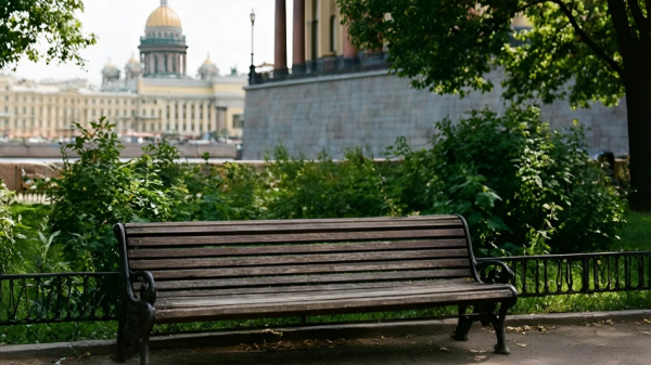 Топ-события Петербурга на этой неделе: Алые паруса, фестиваль “ЭтоЭтно” и концерт Ах Астаховой Топ-события Петербурга на этой неделе: Алые паруса, фестиваль “ЭтоЭтно” и концерт Ах Астаховой