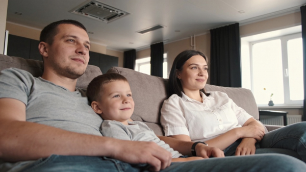 Почему &laquo;сияющий потолок&raquo; вытесняет кондиционеры в современных квартирах