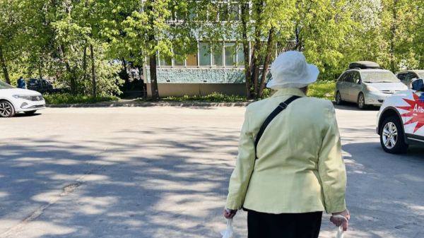 Пенсионерка из Крыма попалась на крючок «инкассаторов» — жилье и 11 млн ушли, как горячие пирожки Пенсионерка из Крыма попалась на крючок «инкассаторов» — жилье и 11 млн ушли, как горячие пирожки