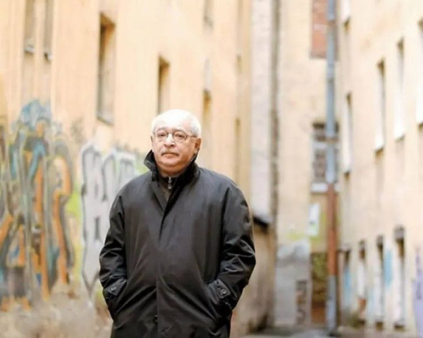 Лев Лурье: &laquo;Петербуржец не может жить без интеллектуального удобрения&raquo;