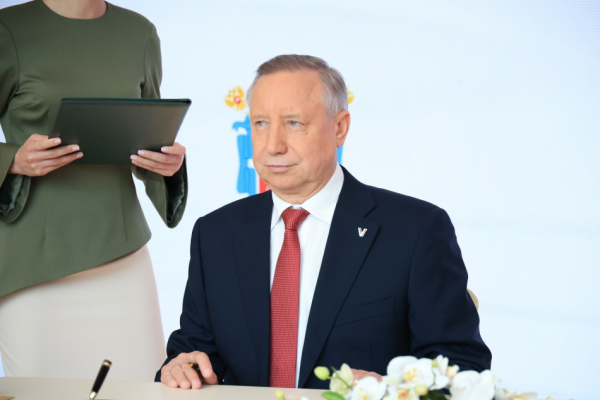 Беглов призвал новых депутатов Петербурга оправдать доверие горожан Беглов призвал новых депутатов Петербурга оправдать доверие горожан