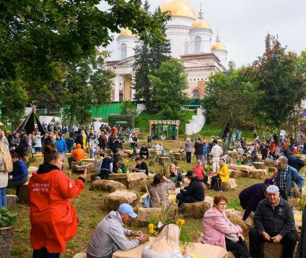 &laquo;Крошево&raquo; в Боровичах: зачем ехать на капустный фестиваль и что посмотреть по дороге
