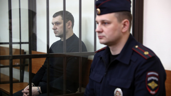 Трое жителей Петербурга отправляются в суд за прогулку по крыше